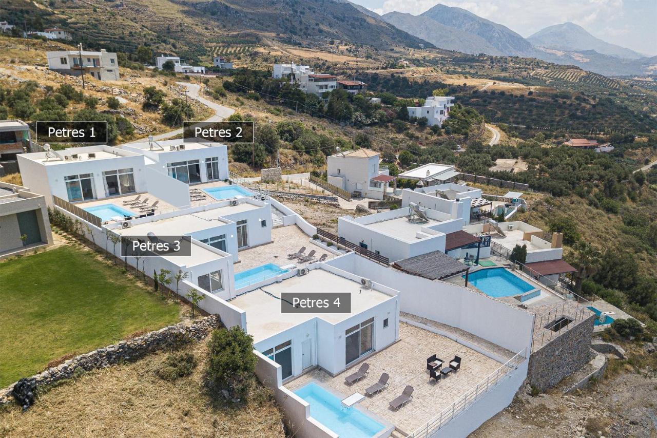 Petres Villas Плакіас Екстер'єр фото